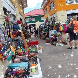 Meet your Posher, Cherry